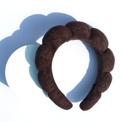 HitModa headband in use for face washing keeping hair neatly away