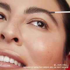 Honest Beauty before and after brow shown with added fullness and natural definition benefit