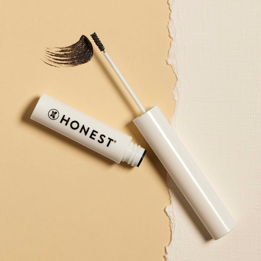 Honest Beauty gel texture swatch highlighting buildable tint for natural volume benefit
