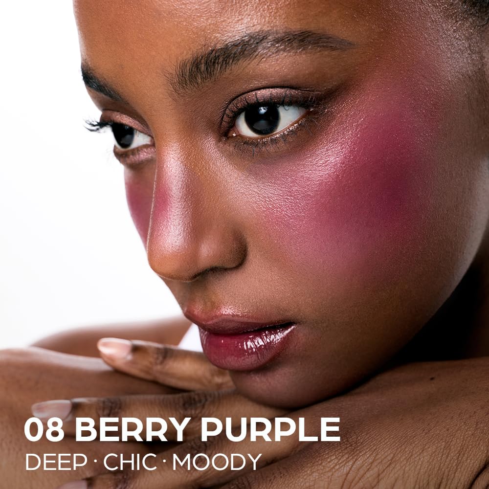 House of Hur applying blush with fingertip for easy blend and natural-looking color