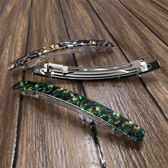 HYFEEL lifestyle casual outfit image showing polished hair accessory effect