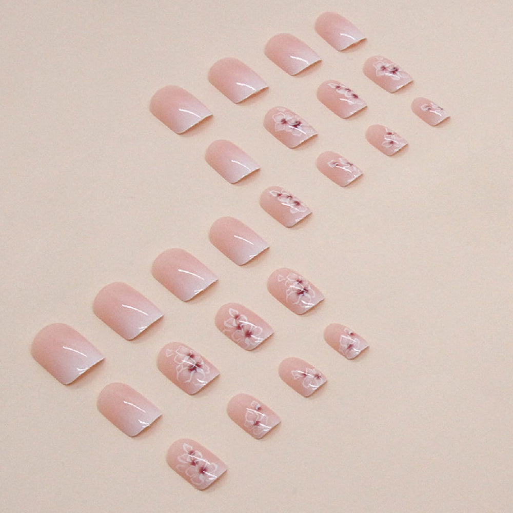 IMPOBLNS hand wearing short square nails to show scale and comfortable fit