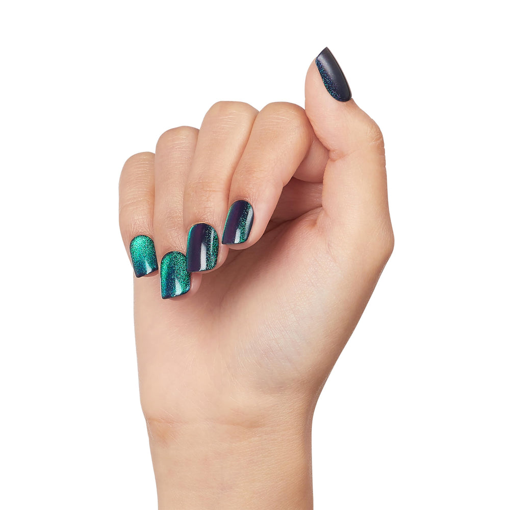 imPRESS adhesive edge texture highlighting improved hold for longer wear
