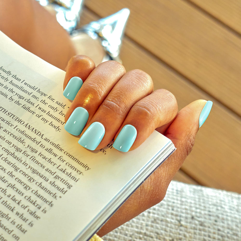 imPRESS close-up of glossy green nail surface showing gel-like shine and smooth finish