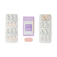 imPRESS detailed view of crisp white French-tip nail offering classic, polished contrast