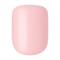 imPRESS model wearing Pick Me Pink nails for polished look