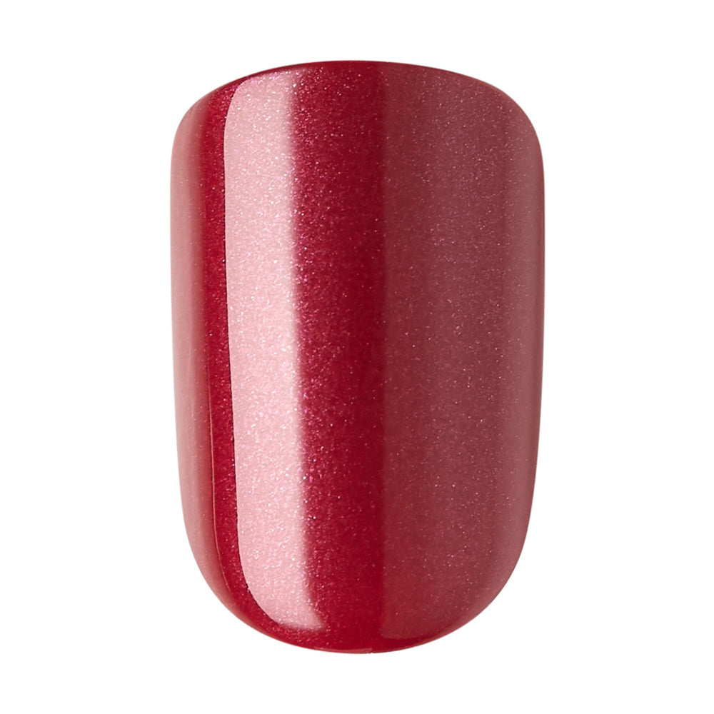 imPRESS nails applied on hands in lifestyle shot, provides instant polished look