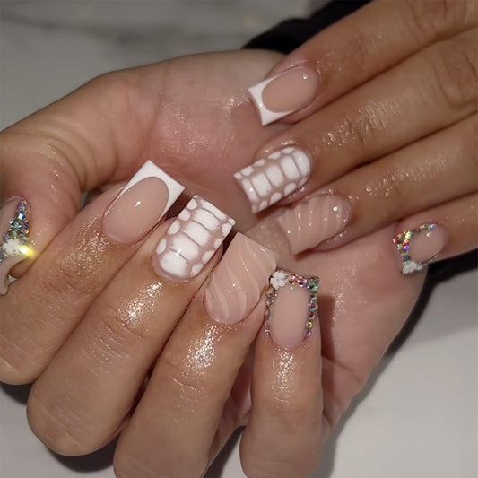 IMSOHOT front packaging showing white crocodile print and full set benefit
