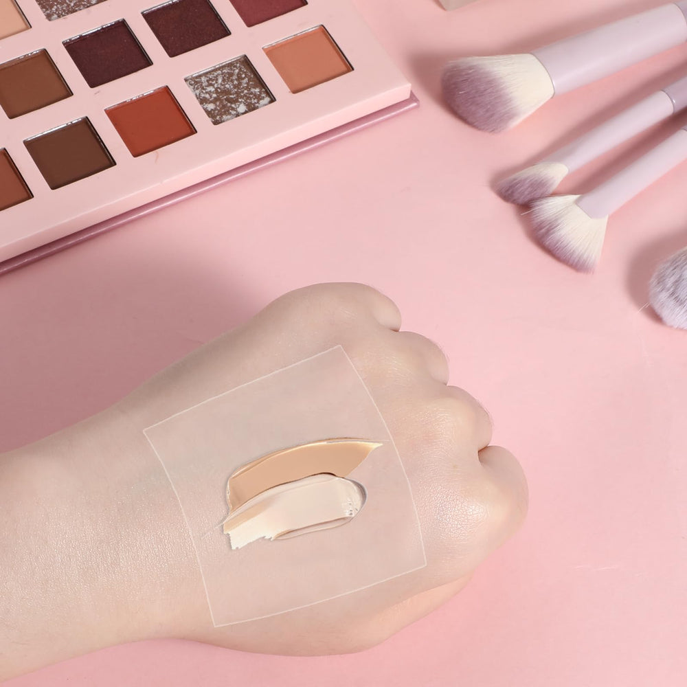 InnoHHustle palette stuck on hand while mixing foundation for hygienic blending