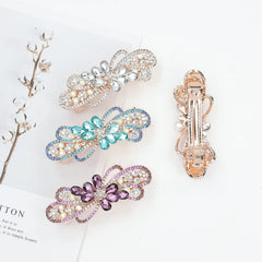 inSowni lifestyle shot with bride and bridesmaids adding elegant accents
