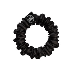invisibobble satin texture close-up highlighting smooth finish and gentle grip