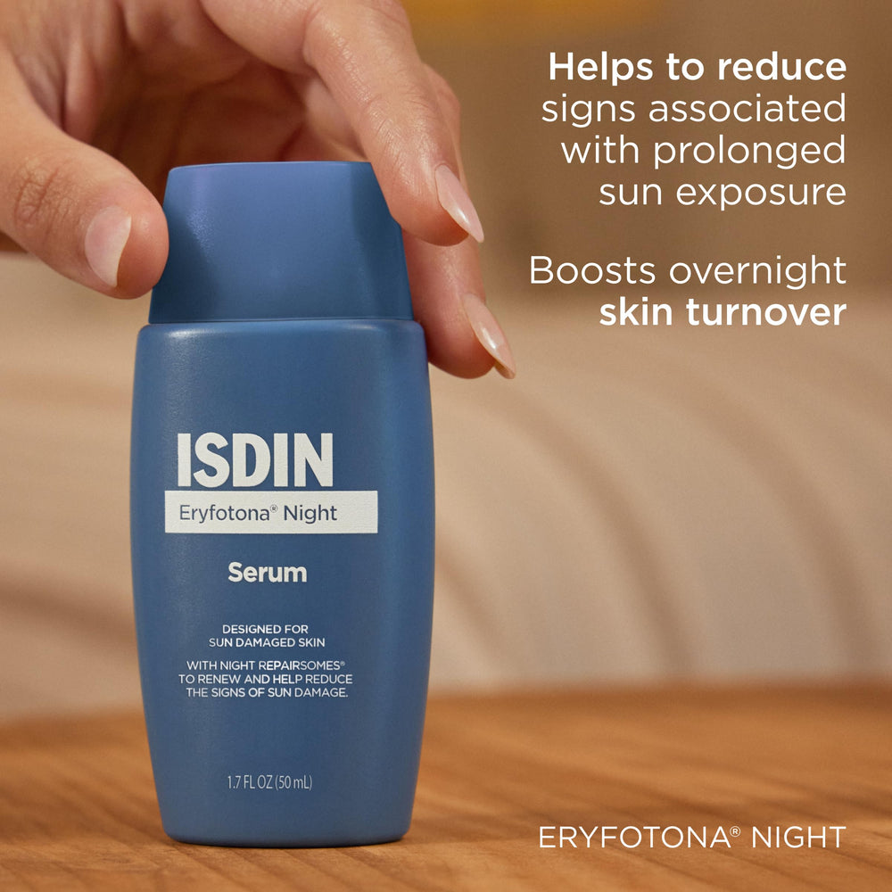 ISDIN Eryfotona Night texture close-up illustrating fast-absorbing finish and light feel