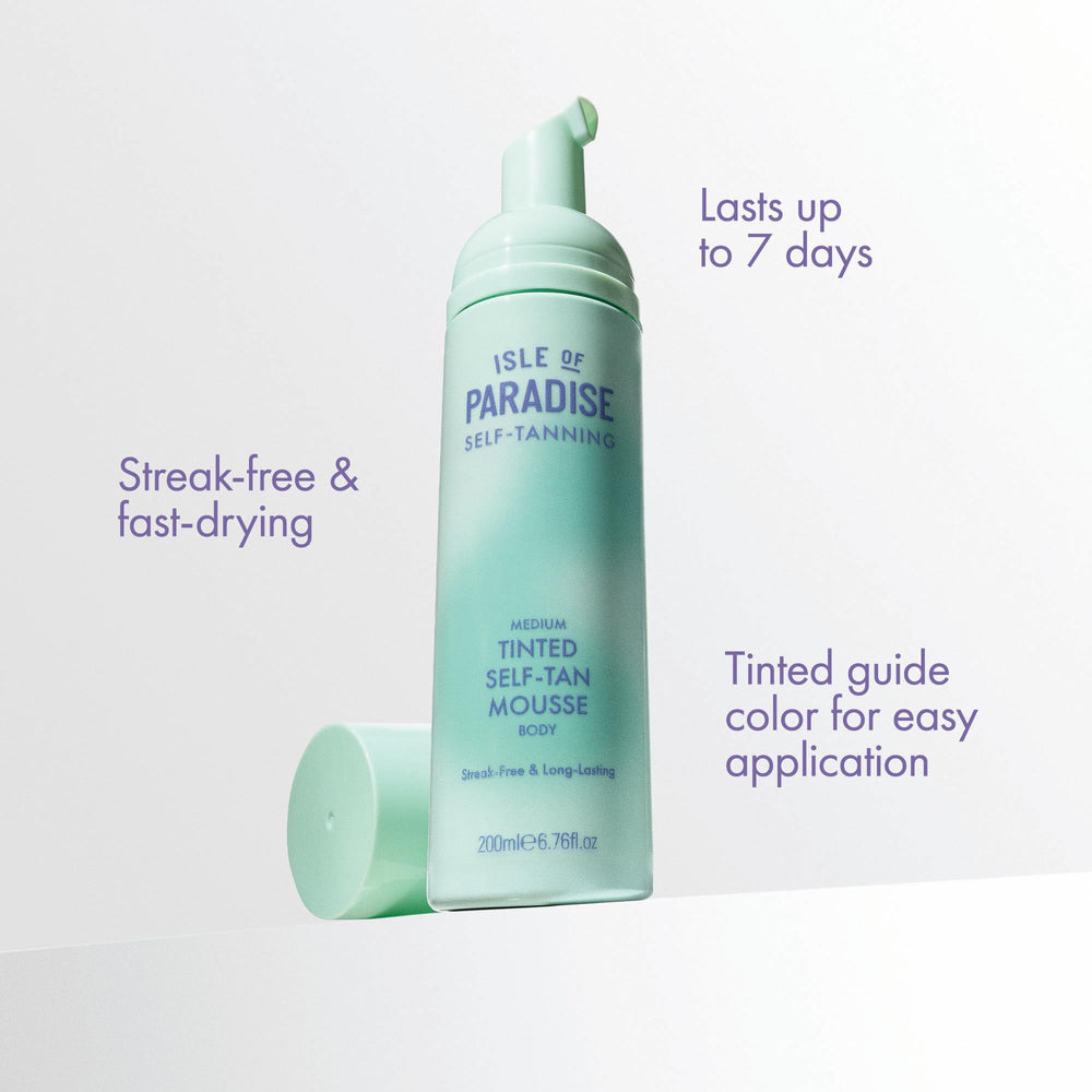 Isle of Paradise mousse on application mitt showing guided application and streak-free finish