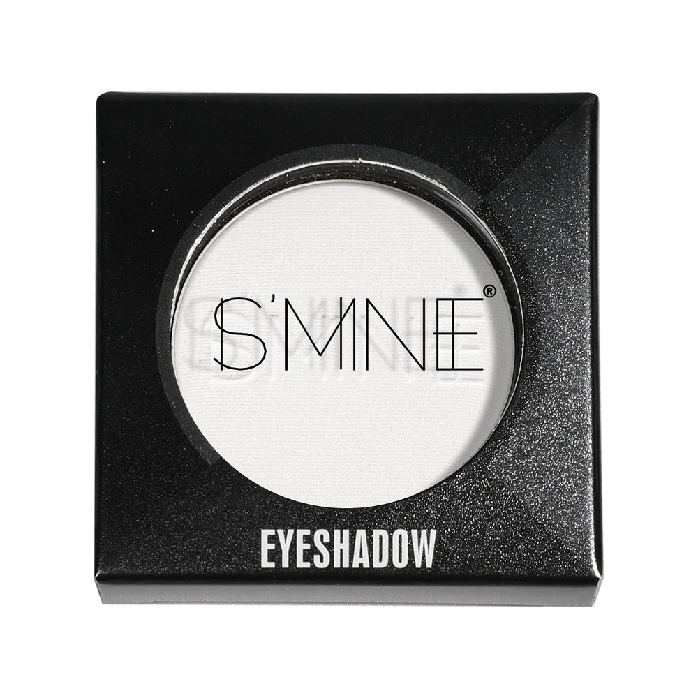 IS'MINE close-up texture of pressed powder demonstrating smooth blendability