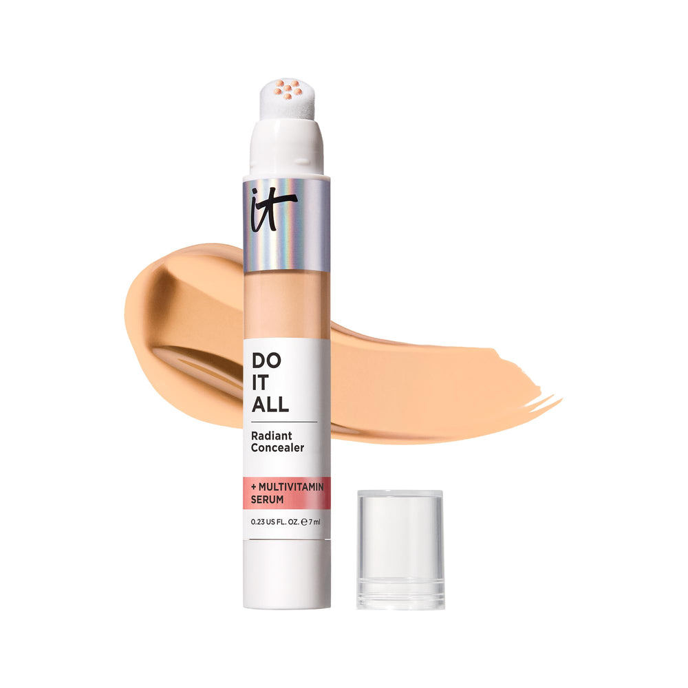 IT Cosmetics front packaging shows shade Light Medium Warm and product benefit