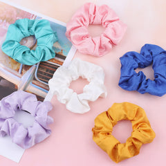 IVARYSS secured high ponytail demonstrating steady hold and no hair creases benefit