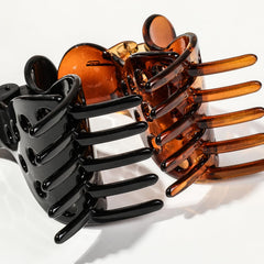 Ivyu clips stored in small case for tidy organization and travel