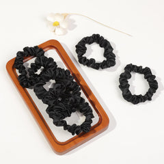 Ivyu scrunchies tied with ribbon as a gift set for sharing and events