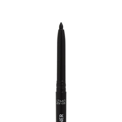IZME New York close-up of ultra-fine tip highlighting precise application benefit