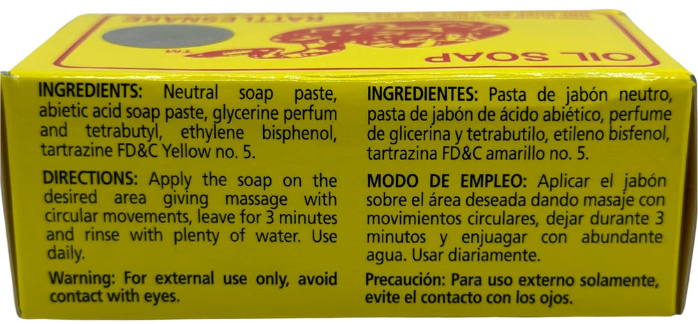 JABON DE ACEITE VIBORA DE CASCABEL soap in hand illustrating 140g size and portability