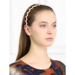 Jeffan side profile showing wavy shape that distributes pressure comfortably