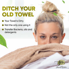 JenMom towel removing makeup to show effective cleansing