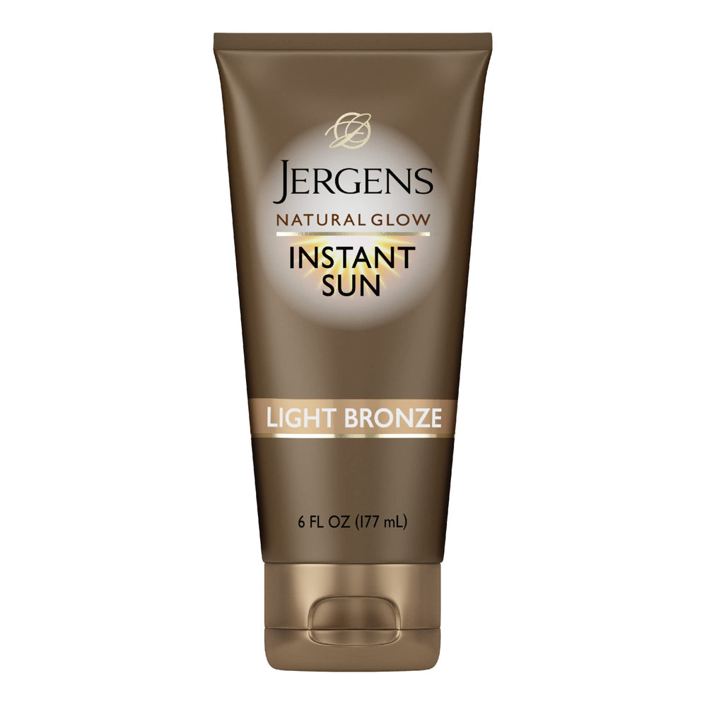 Jergens front packaging showing instant bronzer and lightweight benefits