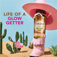 Jergens product label close-up highlighting buildable tanning formula