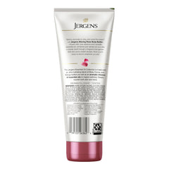 Jergens lifestyle image applying hand care for moisturized skin