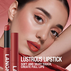 Jolilab texture stroke on hand demonstrating smooth high-pigment payoff