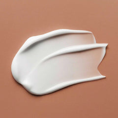 Just Nutritive creamy texture close-up highlighting light, non-greasy hydration