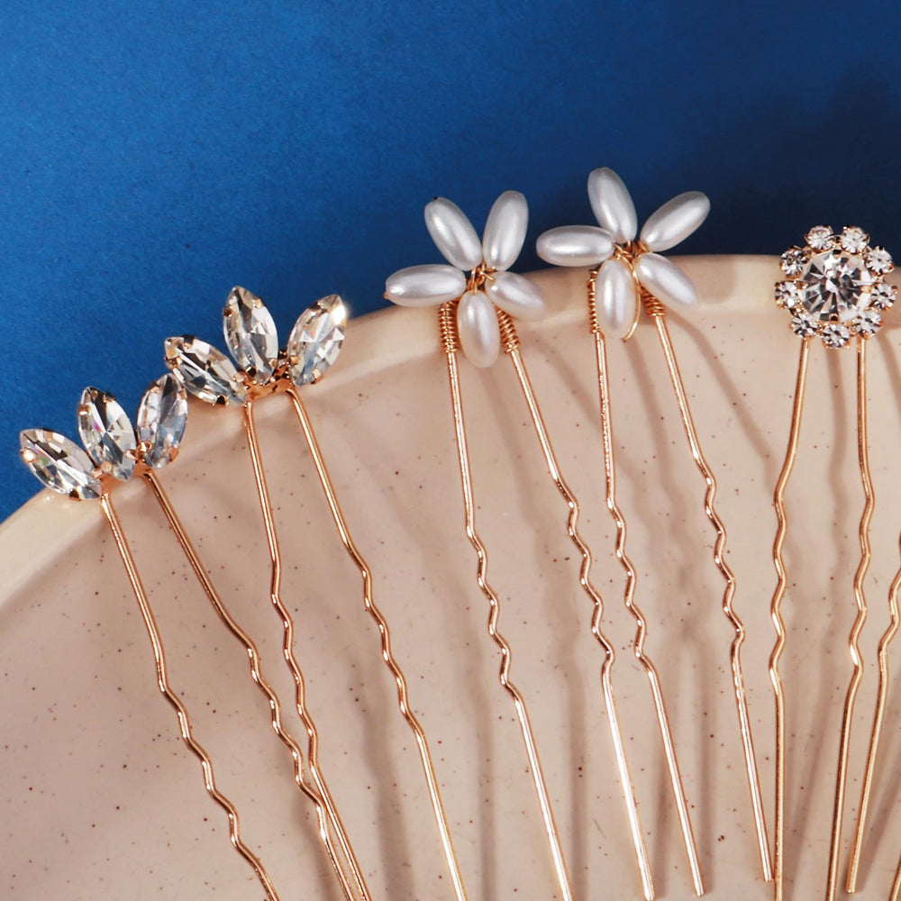 KALOLIA bride wearing hair pins with veil, polished bridal appearance in photos