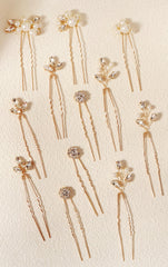 KALOLIA side view in styled hair demonstrating secure decorative hold