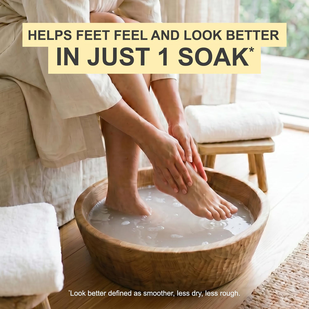 Kerasal salt crystals close-up illustrating texture and quick-dissolve benefit for foot baths