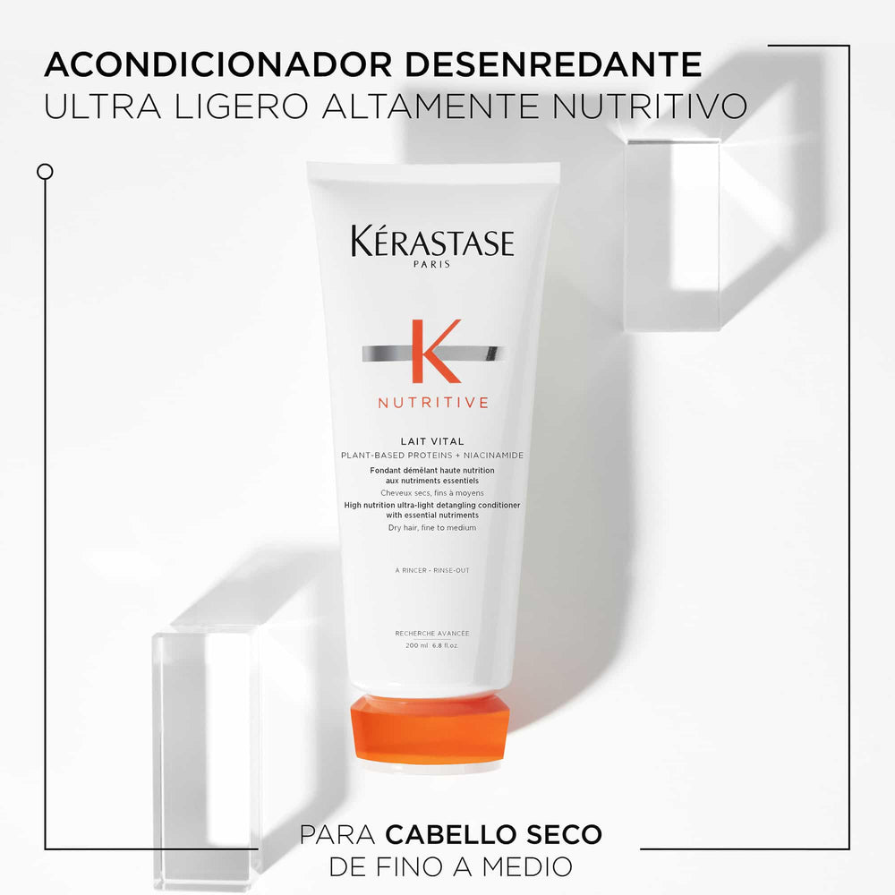 KÉRASTASE creamy texture close-up illustrating smooth, lightweight formula