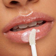 KIKO Milano model wearing lipgloss demonstrating hydrated, luminous lips