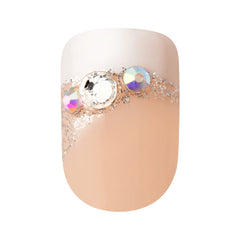 KISS Believe prep pad mini file and cuticle stick for easy custom fitting