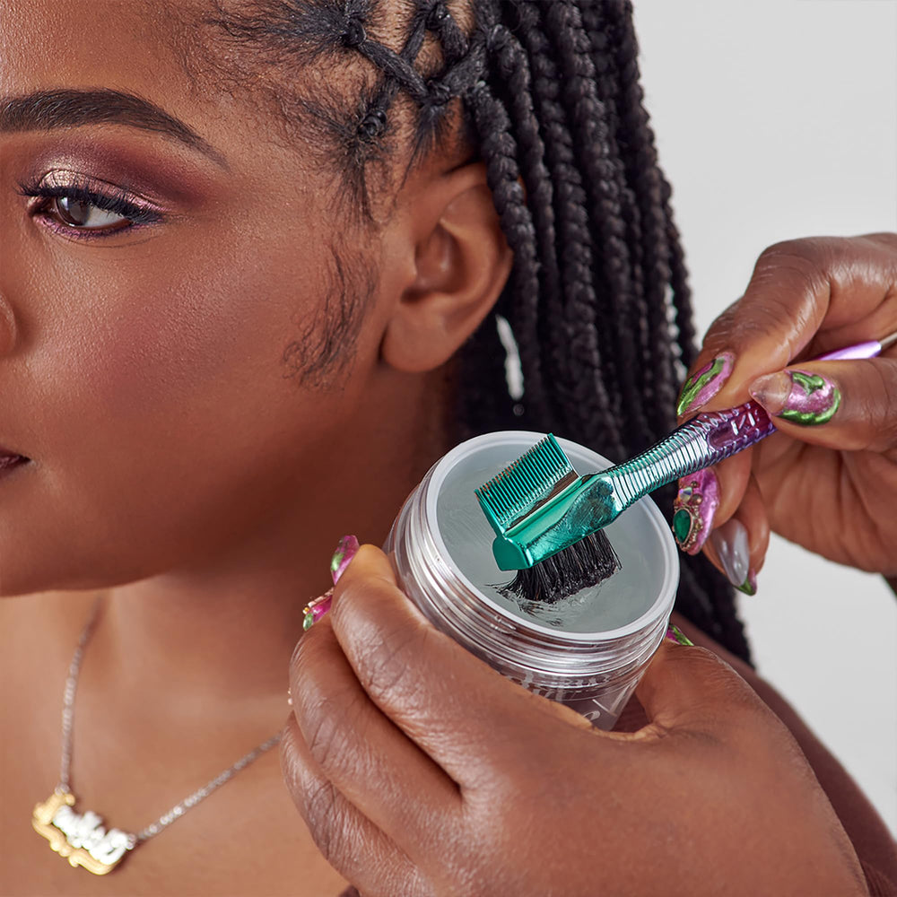 KISS COLORS & CARE open cap revealing smooth gel texture for easy application