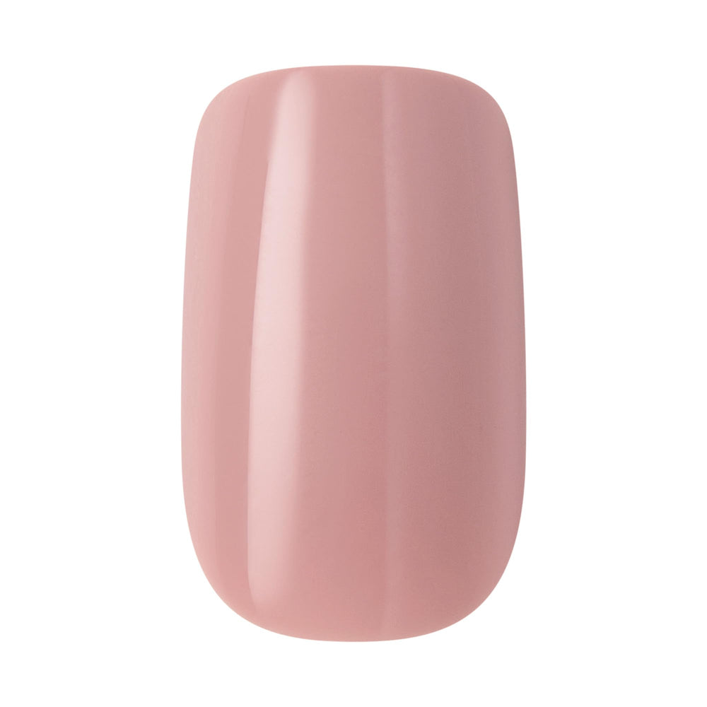 KISS Embullience applied on a natural hand illustrating neat short squoval look and confidence