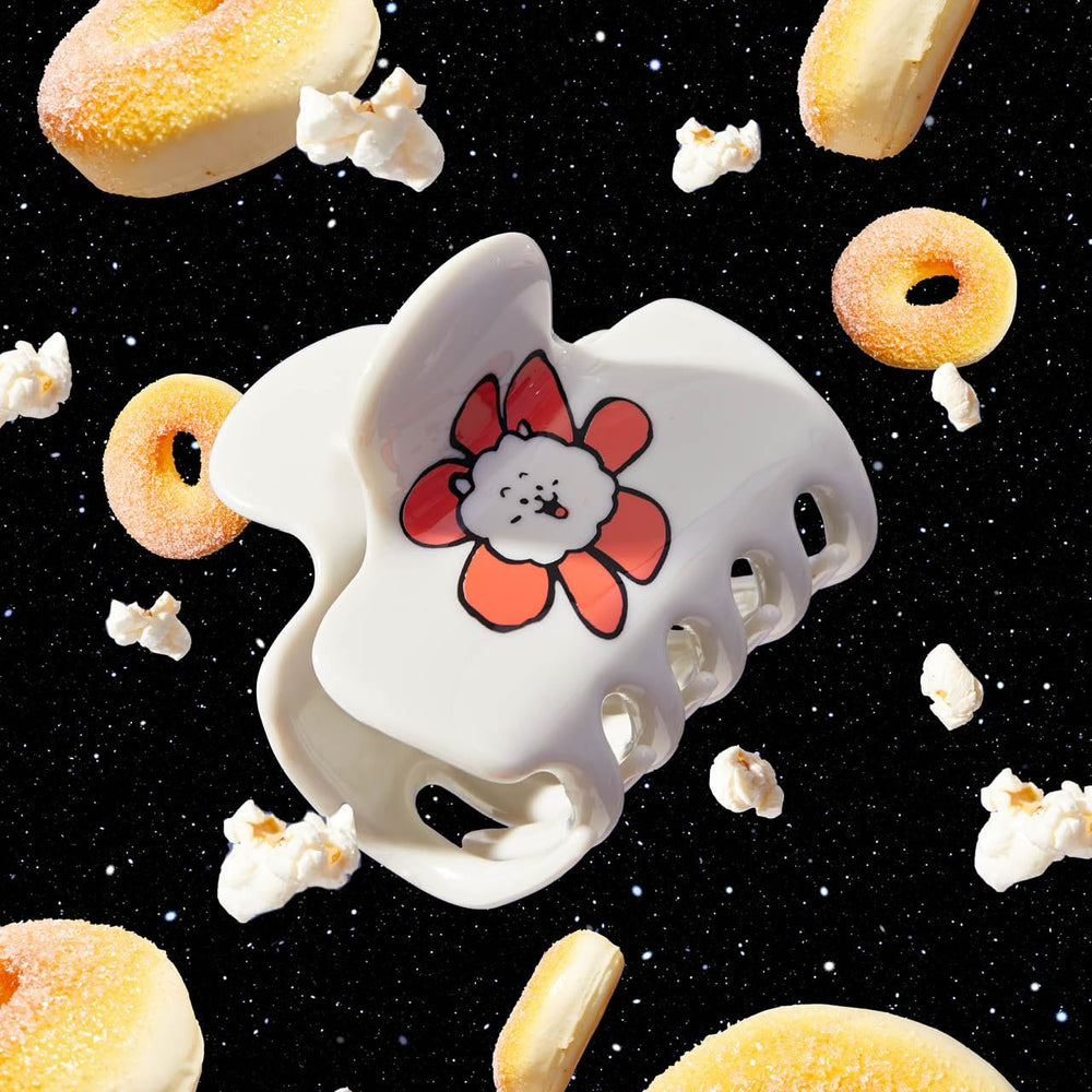kitsch BT21 RJ teeth and hinge close-up showing durable grip