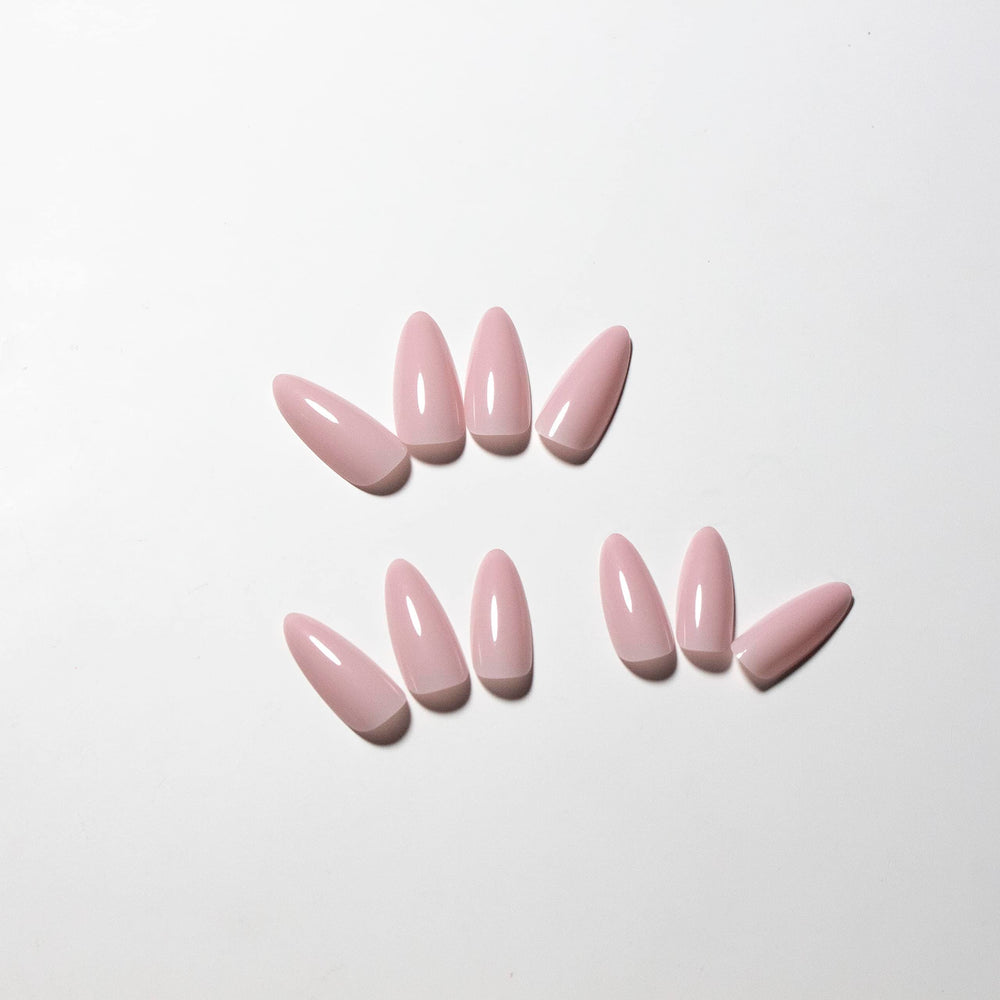 KQueenest application kit with glue and tabs showing quick five-minute use