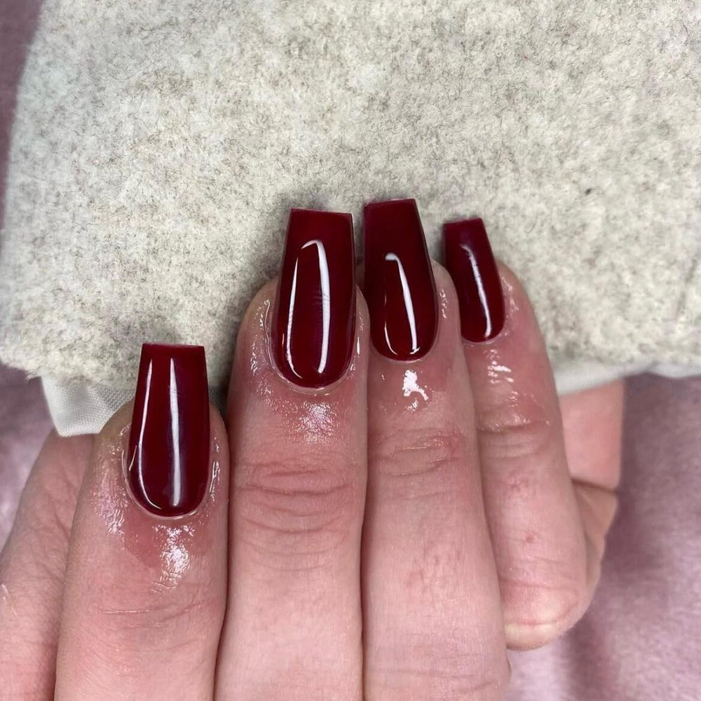 KQueenest medium square nails laid out to show shape variety and easy selection