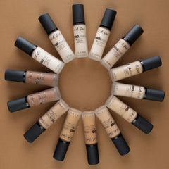 L.A. Girl texture swatch of Caramel shade showing smooth, buildable coverage benefit