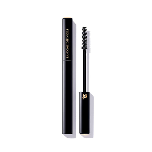 Lancôme Définicils front packaging showing sleek tube and label benefits