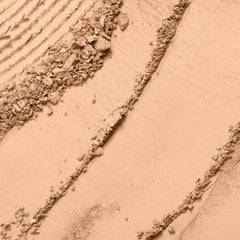 Lancôme powder texture close-up demonstrating fine, blendable formula
