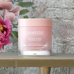 LANEIGE applying mask on hand to show spreadability and overnight comfort