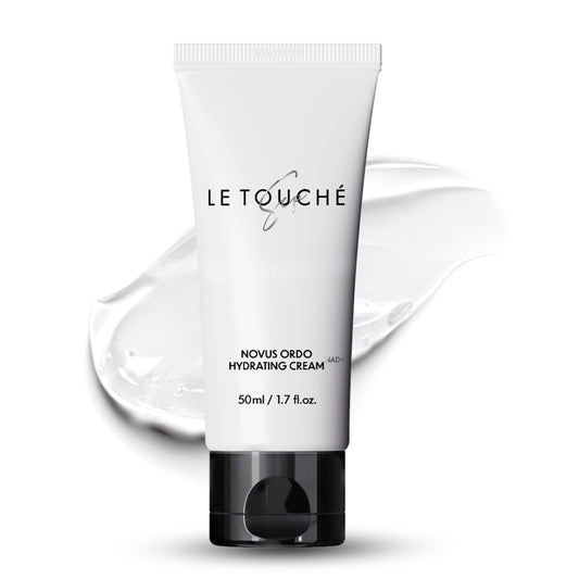 Le Touche front jar showing sleek packaging and daily hydration benefit