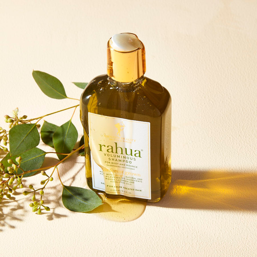 Lemongrass and eucalyptus botanicals showing clarifying ingredients and fresh scent