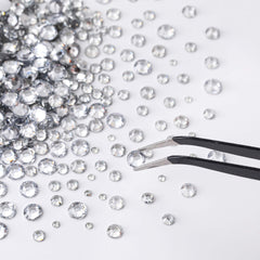 LERBOU close-up of faceted flatback rhinestones showing bright sparkle