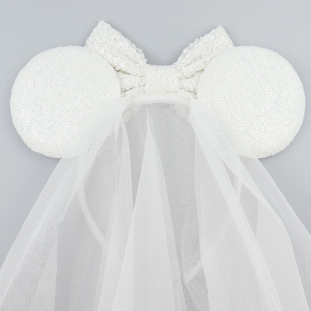 LIHELEI gift-ready packaging presentation ideal for giving to brides